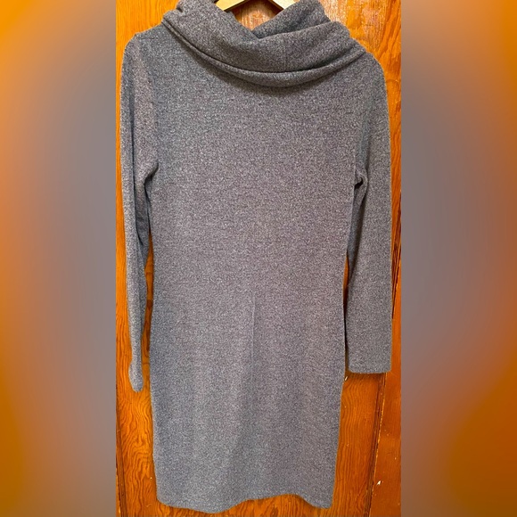 Banana Republic Sweater dress - Picture 2 of 3